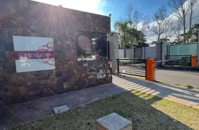Apartamento com 02 quartos, semi mobiliado, no costeira