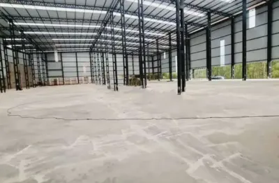 Barracão / Galpão / Depósito com 2 salas para alugar no Potuverá, Itapecerica da Serra 