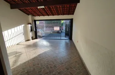 Casa com 3 quartos à venda no Jardim Adriana, Indaiatuba 
