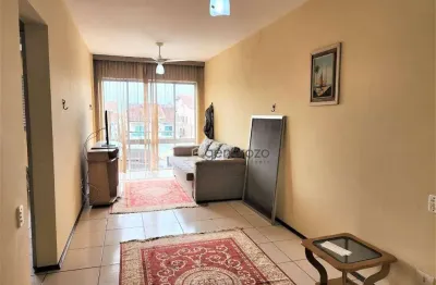 Apartamento a venda na praia das astúrias, 01 dormitório, com 01 vaga de garagem