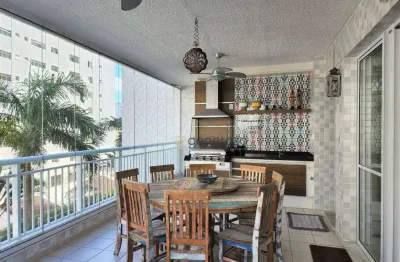 Apartamento a venda na praia das astúrias, 03 dormitórios, sacada gourmet, lazer completo no condomínio