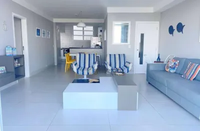 Apartamento na praia de pitangueiras, frente à praia, 03 dormitórios, 01 vaga