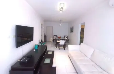 Apartamento á venda na praia das pitangueiras, com 03 dormitórios, 01 vaga de garagem, 01quadra da praia.