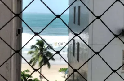 Apartamento á venda na praia das pitangueiras, 03 dormitórios, 01 vaga de garagem, na quadra da praia
