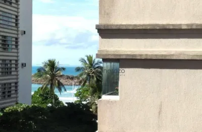 Apartamento á venda na praia das pitangueiras, 03 dormitórios, na quadra da praia.