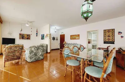 Apartamento a venda na praia das pitangueiras, na quadra da praia, 03 dormitórios, com 01 vaga de garagem