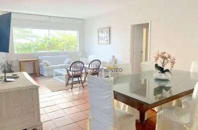 Apartamento de frente à praia das pitangueiras, 02 dormitórios, 01 vaga de garagem