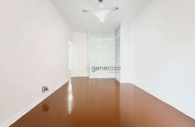 Apartamento a venda na praia das pitangueiras, 01 dormitório, com sacada, a 01 quadra da praia