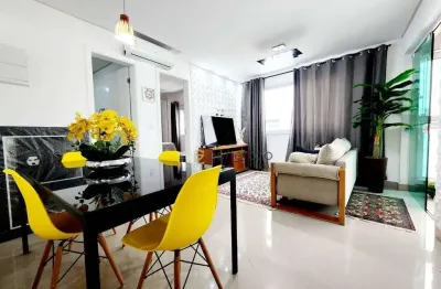 Apartamento na praia das pitangueiras, varanda gourmet, 01 suíte, 02 vagas