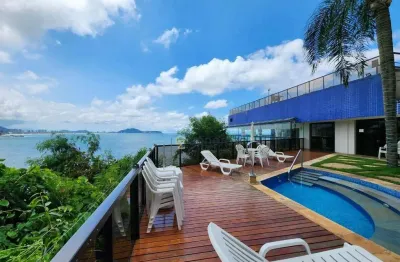 Apartamento a venda na praia das astúrias, frente ao mar, 03 dormitórios, com 01 vaga e lazer completo