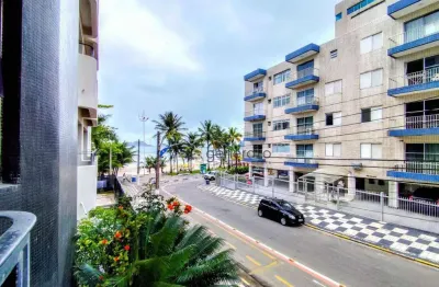 Apartamento na praia do tombo, frente à praia, 03 dormitórios, 01 vaga de garagem