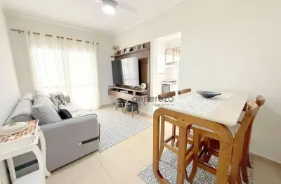 Apartamento na praia das pitangueiras, 01 dormitório, 01 vaga, sacada, próximo à praia