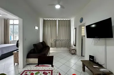 Apartamento a venda na praia das pitangueiras, 01 dormitório, a 02 quadras da praia