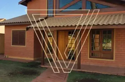Excelente casa mobiliada em amplo terreno de 1.000m² - condomínio tereza cristina jundiaí - cac7954