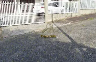 Casa escriturada com suíte no iririú – joinville - santa catarina