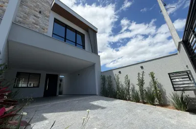 Sobrado com 3 suites a venda vizinho ao garden shopping e univille joinville -sc, um imóvel pensado para quem busca conforto, estilo e excelente qualidade de vida.