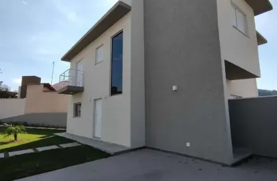 Casa em condomínio: conforto e exclusividade em atibaia