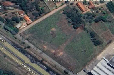 Casa à venda no Rio Abaixo, Atibaia 