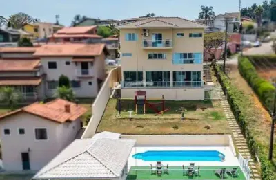 Seu refúgio de luxo em condomínio, região de atibaia.