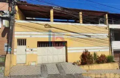 Casa com 3 quartos à venda na Rua Raymundo Amaral Pacheco, Boa Vista, Ilhéus