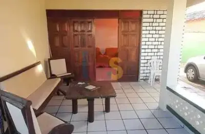 Casa com 3 quartos à venda na Avenida Lomanto Júnior, Olivença, Ilhéus