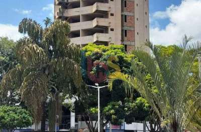 Prédio à venda na Praça Ruy Barbosa, Centro, Ipiaú