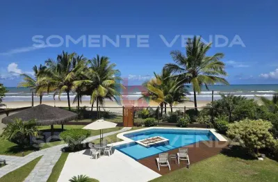 Belíssima casa à venda, em frente ao mar (pé na areia), em condomínio fechado