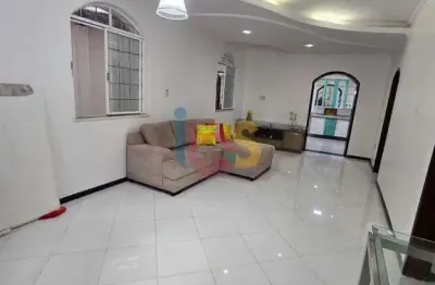 Casa com 3 quartos à venda na Rua Abílio Procópio Ferreira, Centro, Jequié