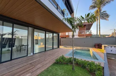 Casa de alto padrão: pátio estaleiro na praia do estaleiro - balneário camboriú/sc