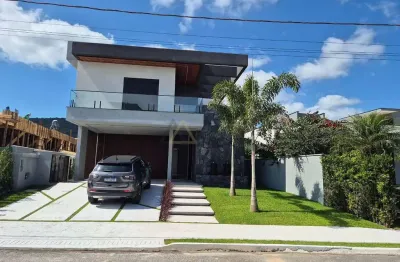 Casa em condomínio fechado com 4 quartos à venda na Rua Ivo José Rebello, Santa Regina, Camboriú