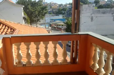 Ótima casa sobrado de 3 dormitórios 2 vagas no centro de jandira