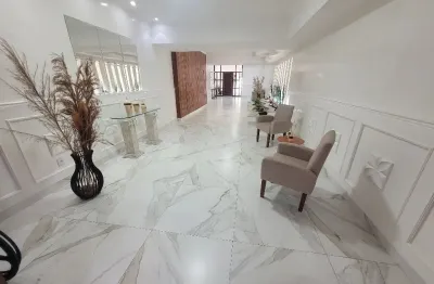 Apartamento 3 quartos, elevador, portaria 24h,1 vaga de garagem demarcada bairro:  embaré , cidade: santos/sp