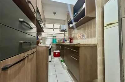 Apartamento 1 quarto, quadra da praia, portaria 24h, elevador, 1 vaga , ponta da praia, santos/sp
