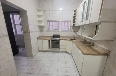 Apartamento quadra mar, 2 quartos, elevador, portaria 24h, bairro: josé menino, cidade: santos/sp