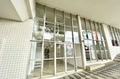 Loja comercial com 64m2 para alugar no ed. veneza, curitiba.