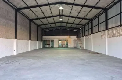 Galpão à venda, 70 m² por R$ 1.500.000 - Balneário das Conchas - São Pedro da Aldeia/RJ