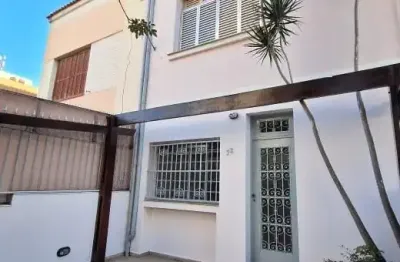 Casa com 4 quartos para alugar em Pinheiros, São Paulo 