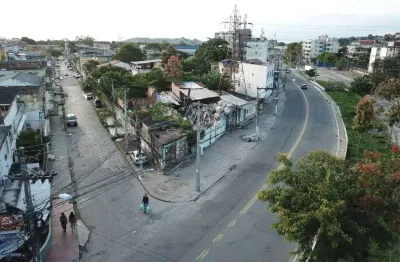 Terreno para alugar, 600 m² por r$ 20.550,00/mês - neves - são gonçalo/rj