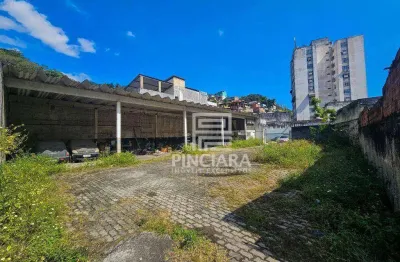 Galpão de 200m² em terreno de 450m² - Alugue por R$ 9.000,00/mês + taxas - Santa Rosa - Niterói/RJ
