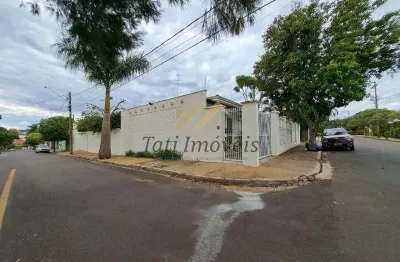Casa com 3 quartos à venda na Rua Adolfo Catani, Jardim Macarengo, São Carlos