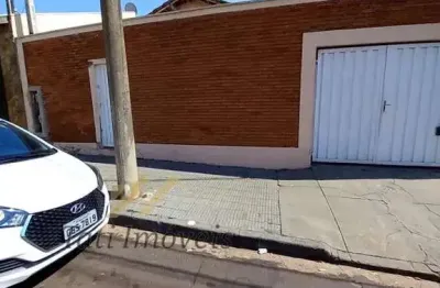 Casa com 3 quartos à venda na Rua José Benetti, Vila Prado, São Carlos