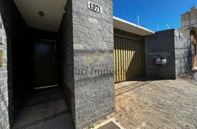 Apartamento com 2 quartos para alugar na Rua Rui Barbosa, Vila Monteiro (Gleba I), São Carlos