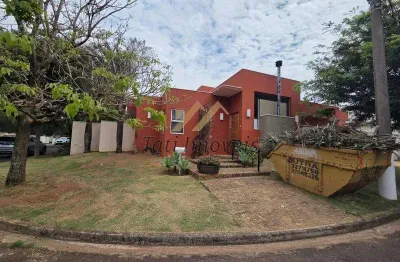 Casa em condomínio fechado com 3 quartos para alugar na Avenida Francisco Falvo, Bosque de São Carlos, São Carlos