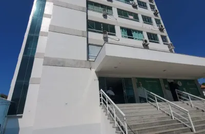 Sala comercial à venda no Extensão do Bosque, Rio das Ostras 