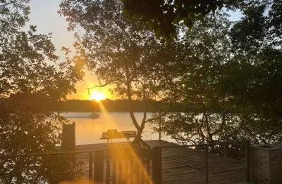Se você está procurando por uma casa de luxo com vista para o rio são joão , essa propriedade pode ser a ideal para você!