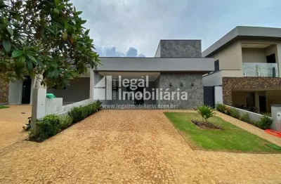 Encantadora Casa 3 Suítes, piscina, Villa Romana II, frente a praça