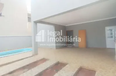 Casa nova, 3 dormitórios, suíte, piscina e churrasqueira, final de acabamento