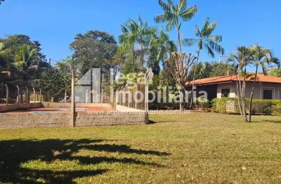 Casa à venda na Via De Circulação 01, 320, Marina Clube, Miguelópolis