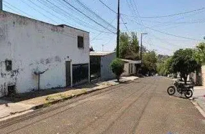 Casa com 3 quartos à venda na Rua Amélia Sanches Matheus, 265, Jardim Cambuci, Presidente Prudente