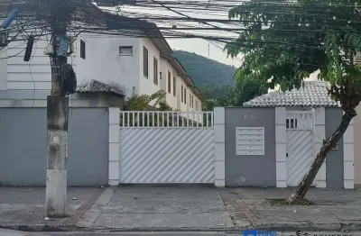 Casa 2 quartos, com 74m² de área construída, em Condomínio na Taquara - RJ.
